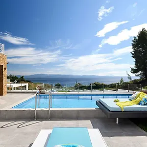 https://villa-doro-luxury-villas-suites-paliouri.hotelschalkidiki.net
